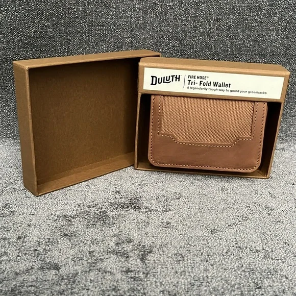 Duluth Fire Hose Tri-Fold Wallet new with box - Picture 4 of 9